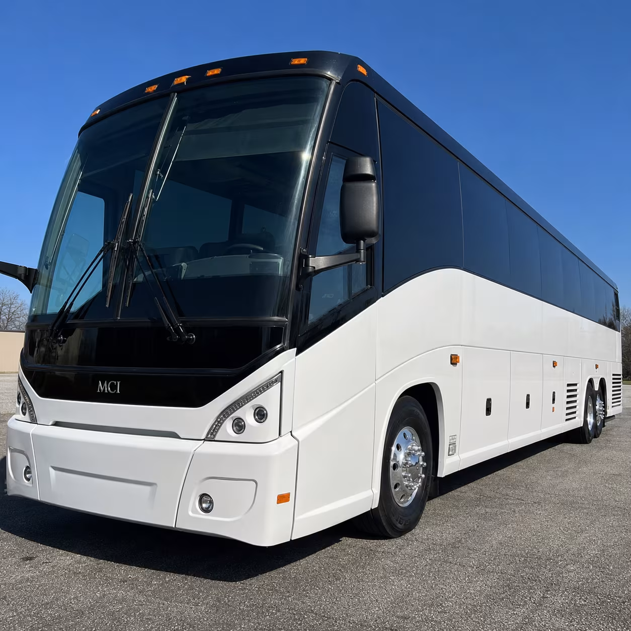bus rental options for tuscaloosa trips