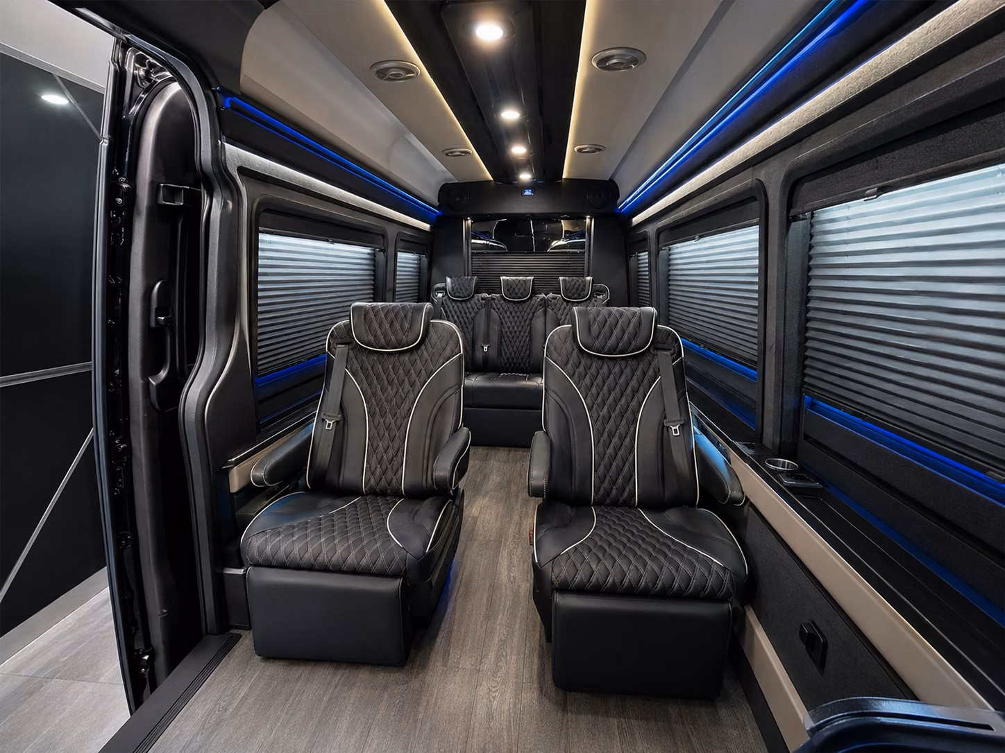 got 30 seconds compare airport shuttle buses for university of alabama groups
