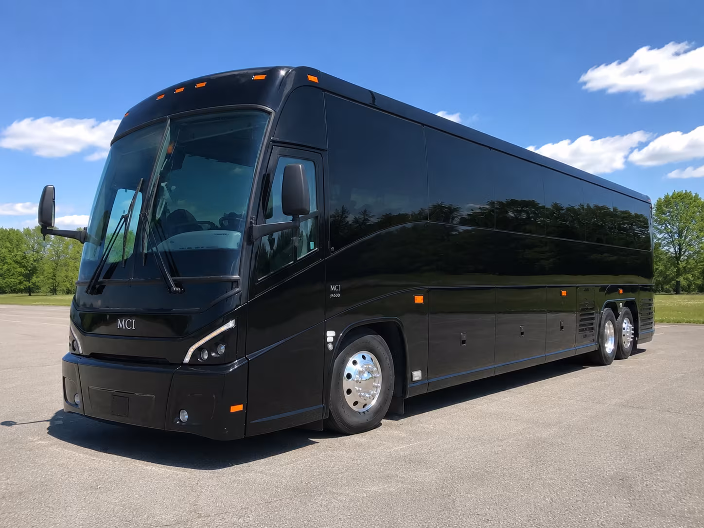 shuttle your wedding guests from birmingham shuttlesworth airport to tuscaloosa